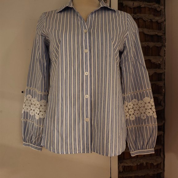 Karl Lagerfeld Button Up Stripe Shirt Lace Accent Size S Small Runs Big - Picture 1 of 6